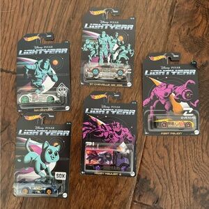 NWT Mattel Hot Wheels Disney Pixar Lightyear 5 Car Bundle